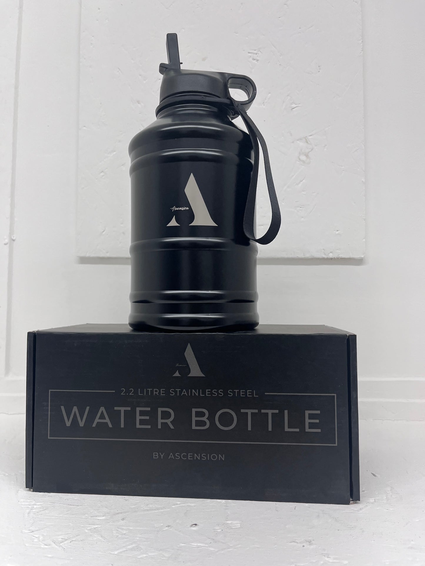 The Ascension Lifestyle Daily Stainless Steel Water Bottle with Straw. 2L Water Bottles (2.2L)