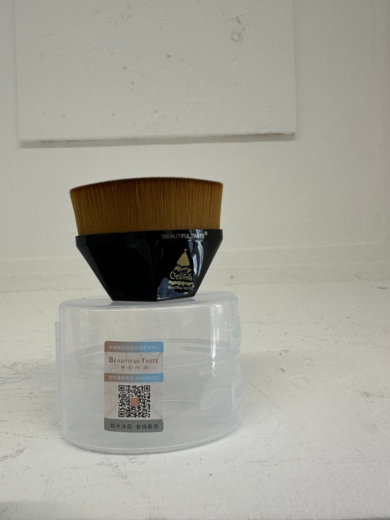 Flawless Foundation Makeup Brush